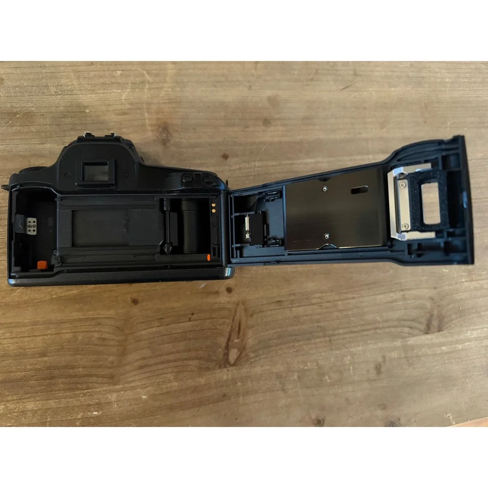 Canon EOS Rebel S 35mm SLR‎ Film Camera Body Black Vintage Analog EF Mount parts